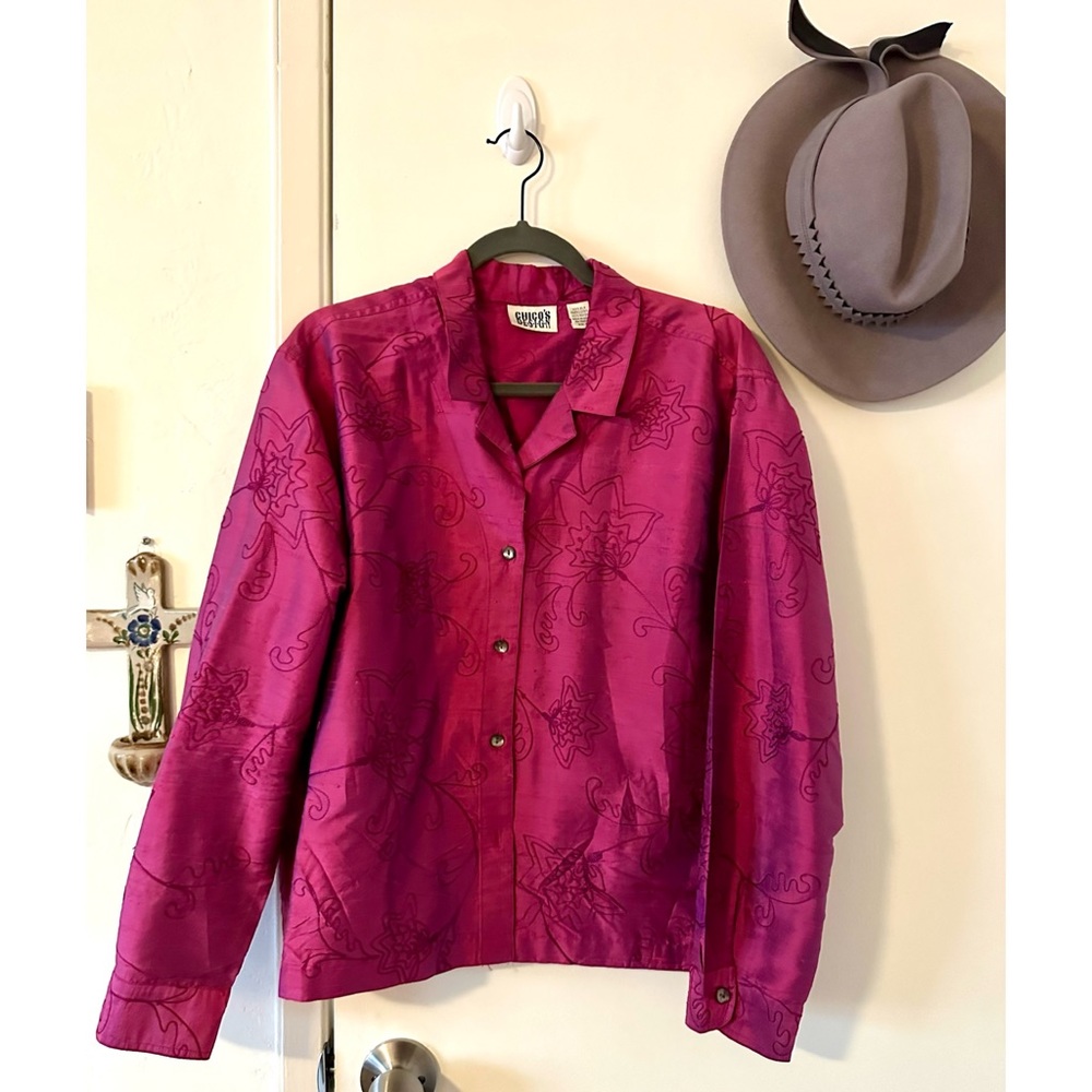 Vintage Silk Collared Button-Down Magenta Pink Chico’s Design Embroidered Blouse